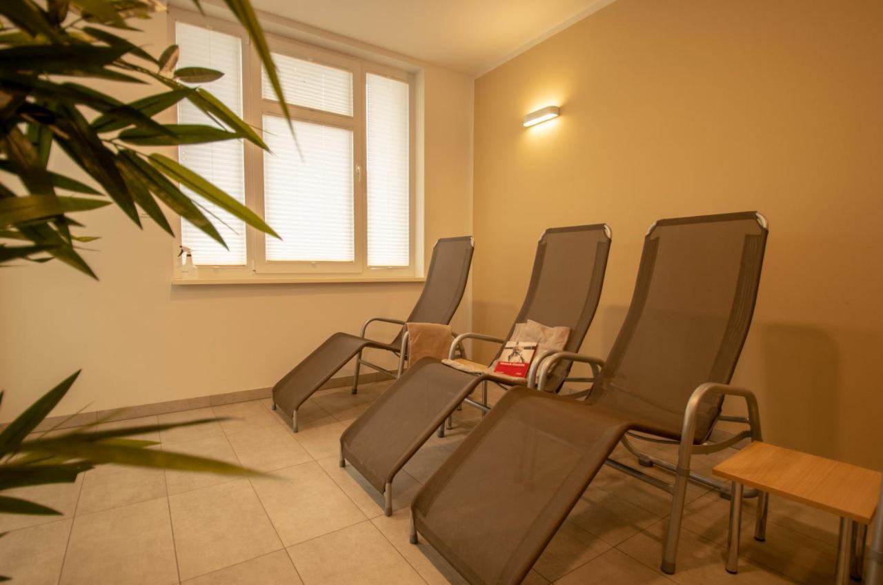 Albert-Inn-Glowe - Barrierefrei & 3 Schlafzimmer & Coworking & Strandkorb-Saisonal & Sauna Im Haus & Fahrraeder 외부 사진